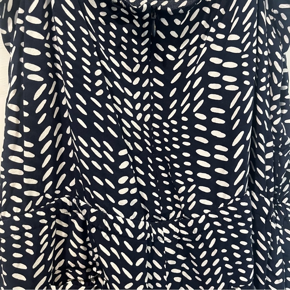 LOFT Navy Blue, White Modern Pattern Relaxed Fit Thin Strap Jumpsuit Size Medium - Picture 9 of 10
